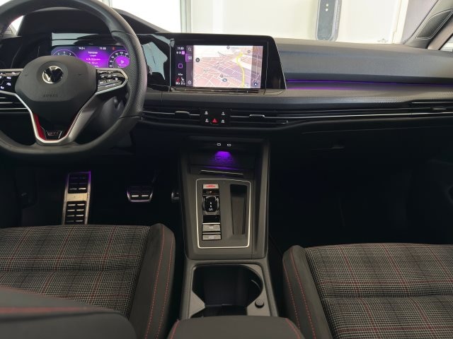 Volkswagen Golf 2.0 TSI Golf VIII