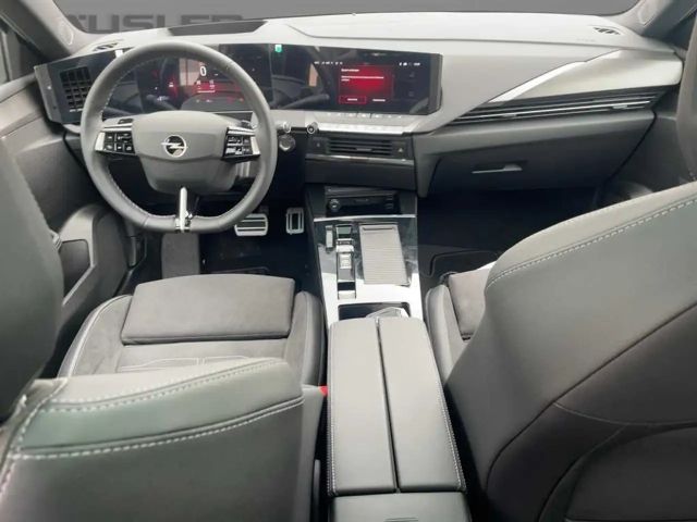 Opel Astra Sports Tourer Ultimate