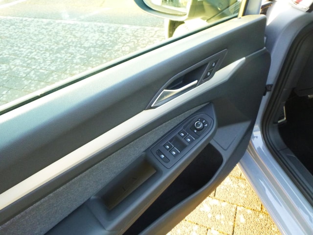 Volkswagen Golf Move Variant