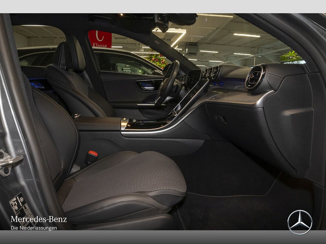 Mercedes-Benz C 220 C 220 d Sedan