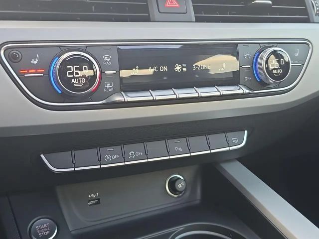 Audi A4 30 TDI Sedan