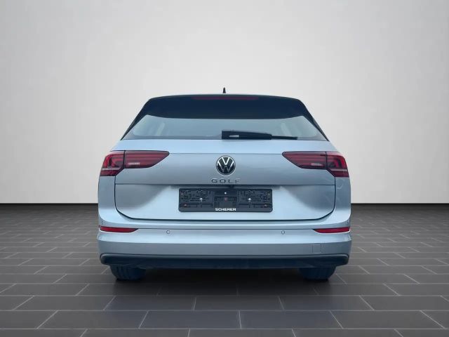 Volkswagen Golf Life Variant