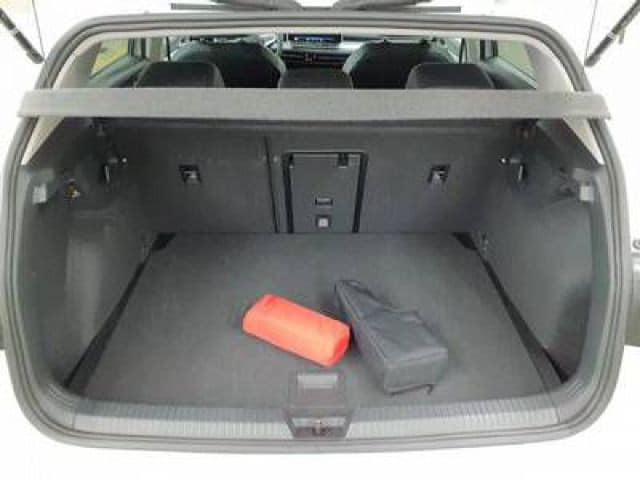 Volkswagen Golf 2.0 TDI DSG Golf VIII