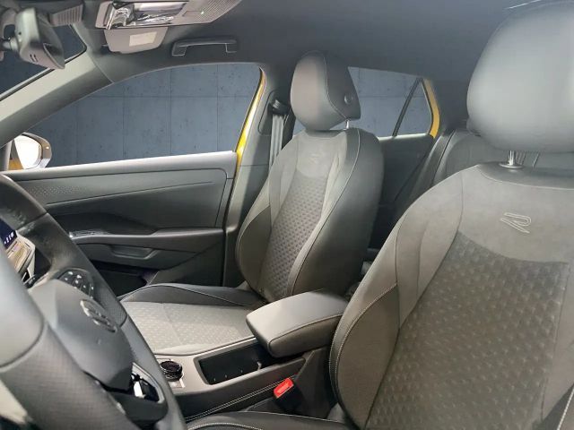 Volkswagen T-Roc 1.5 eTSI DSG R-Line