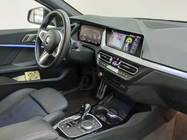 BMW 118 118i M-Sport Sedan