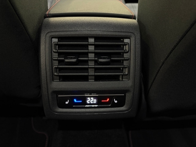 Volkswagen Golf 2.0 TSI DSG IQ.Drive Sound