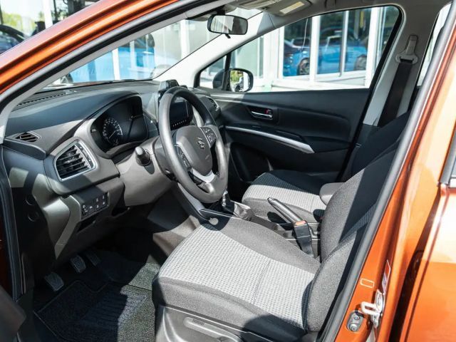 Suzuki SX4 S-Cross Hybrid