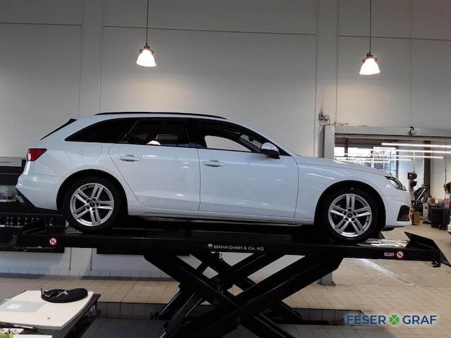 Audi A4 40 TFSI Avant S-Tronic
