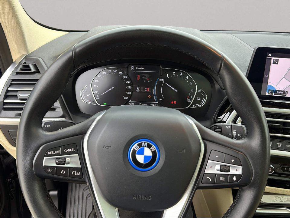 BMW X3 xDrive30e