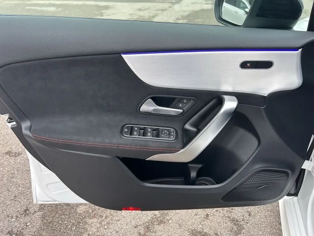 Mercedes-Benz A 180 AMG Line Hatchback