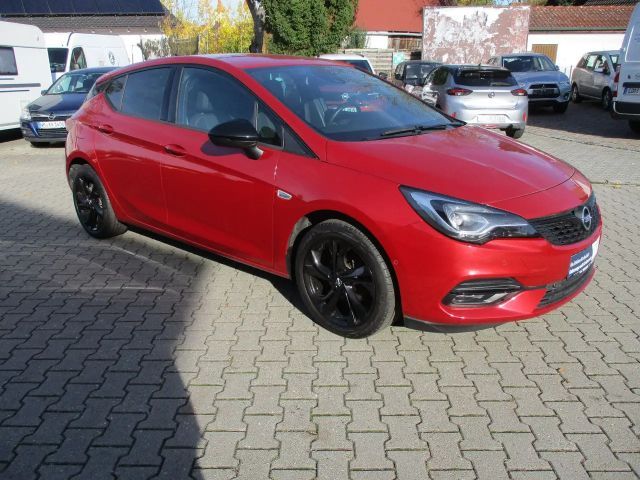 Opel Astra Ultimate