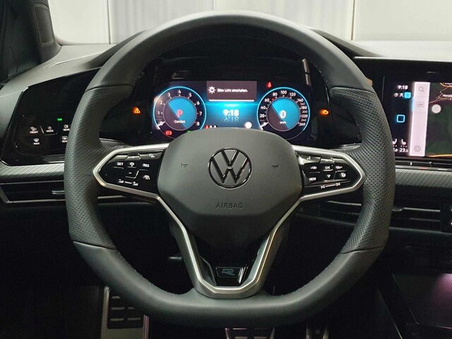 Volkswagen Golf 2.0 TSI R-Line Variant