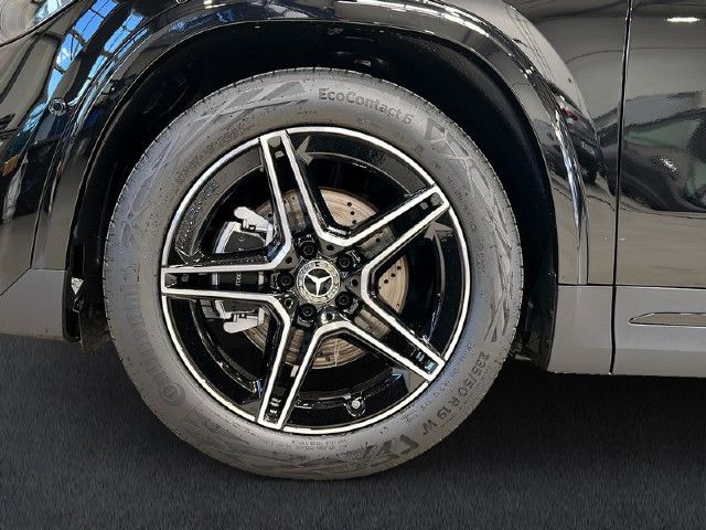 Mercedes-Benz GLA 200 AMG Line