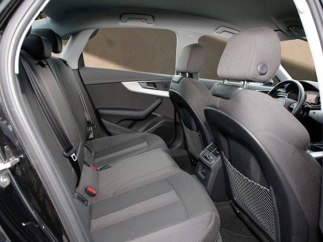 Audi A4 40 TDI S-Tronic Sedan