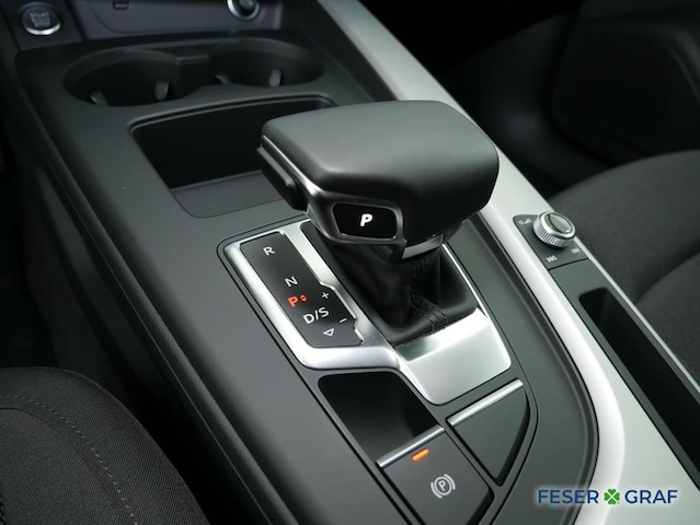 Audi A4 30 TDI Avant S-Tronic