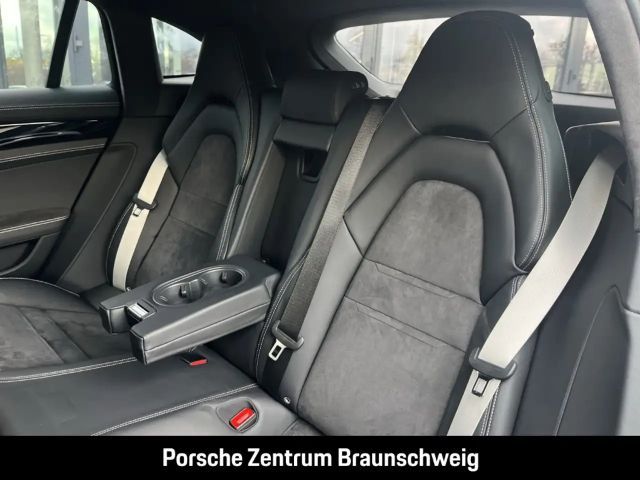 Porsche Panamera GTS Sport Turismo