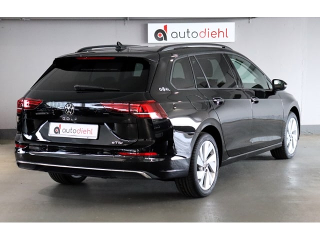 Volkswagen Golf 1.5 eTSI DSG Golf VIII Variant