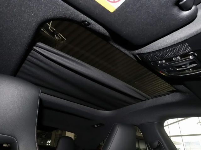 Mercedes-Benz CLA 200 AMG Line Coupé