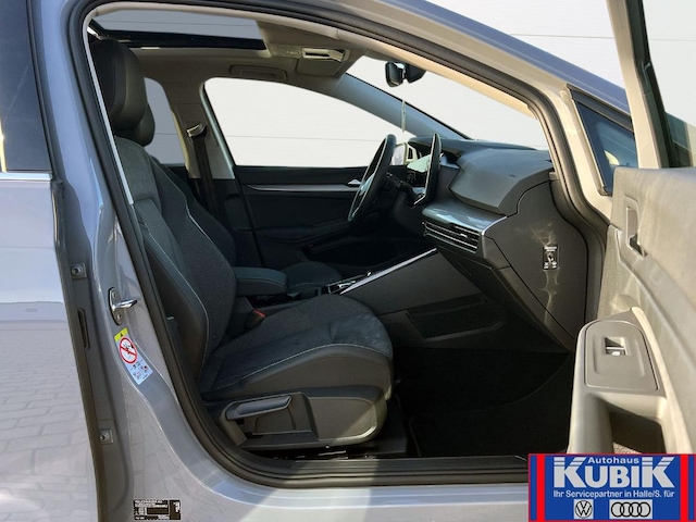 Volkswagen Golf 1.5 eTSI DSG Golf VIII Variant