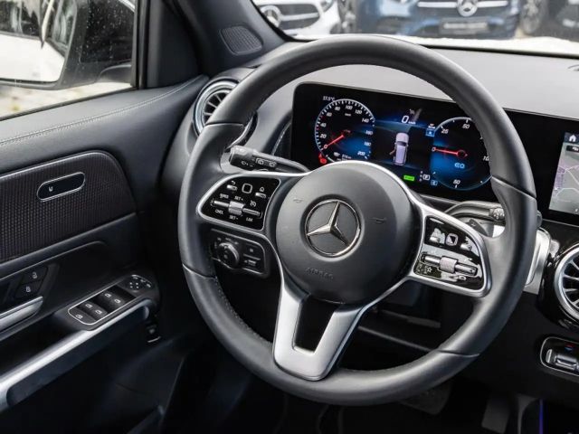Mercedes-Benz EQB 300 4MATIC Progressive