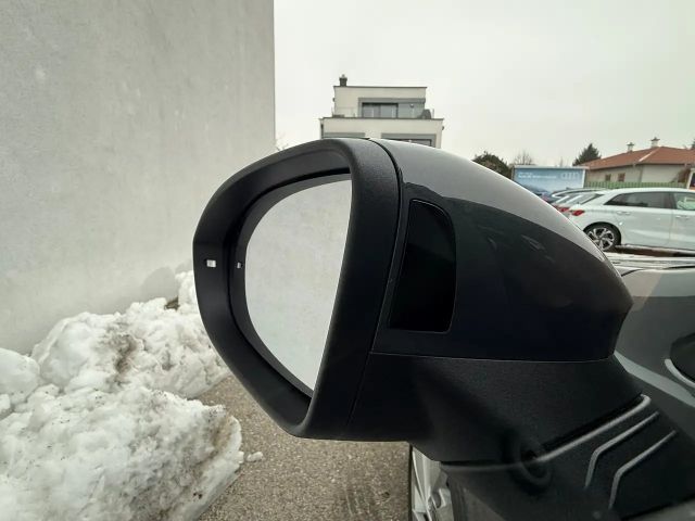 Volkswagen Golf Business DSG Variant