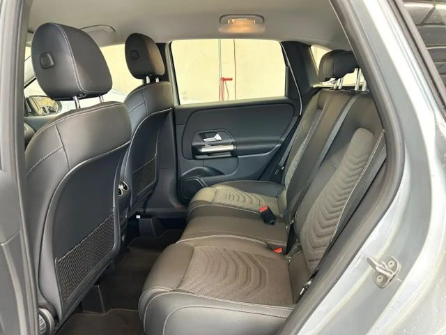 Mercedes-Benz B 200 Progressive