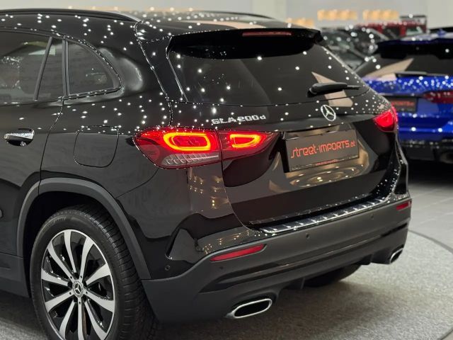 Mercedes-Benz GLA 200 AMG Line