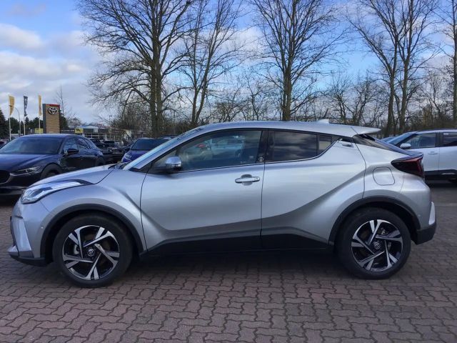 Toyota C-HR Hybride Team D