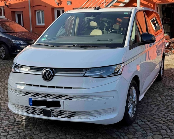 Volkswagen Multivan 2.0 TSI Lang T7