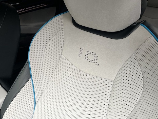 Volkswagen ID.7 IQ.Drive Pro