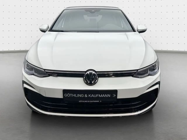 Volkswagen Golf 1.5 eTSI DSG IQ.Drive R-Line