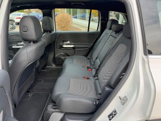 Mercedes-Benz EQB 300 4MATIC Progressive