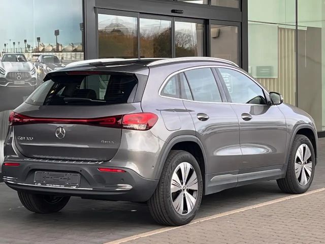 Mercedes-Benz EQA 300 4MATIC