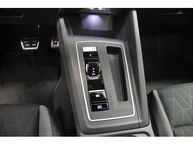 Volkswagen Golf 1.5 eTSI DSG Variant