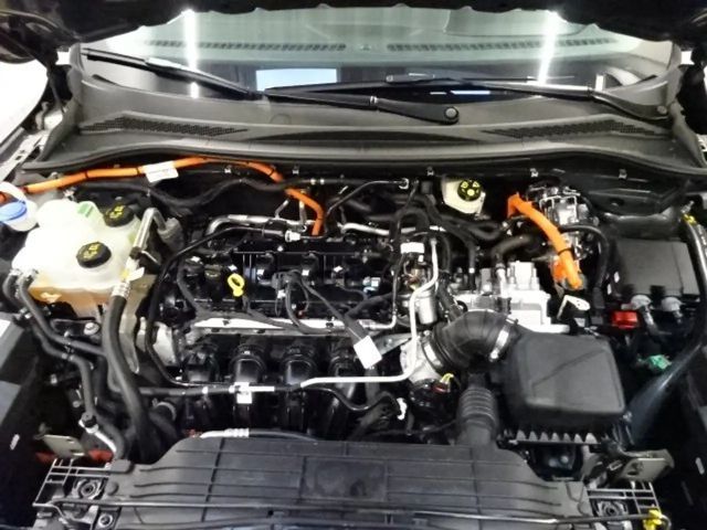 Ford Kuga 4x4 AWD Hybrid ST Line X