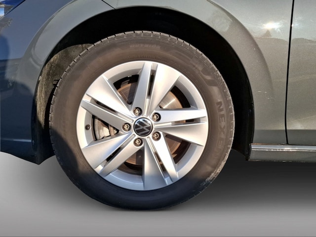 Volkswagen Golf 2.0 TDI DSG Life Variant