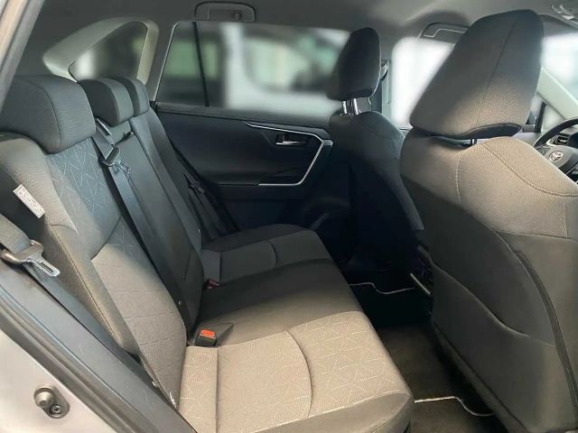 Toyota RAV4 Hybride Team D