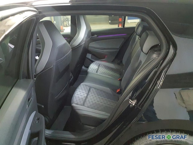 Volkswagen Golf 1.5 TSI R-Line