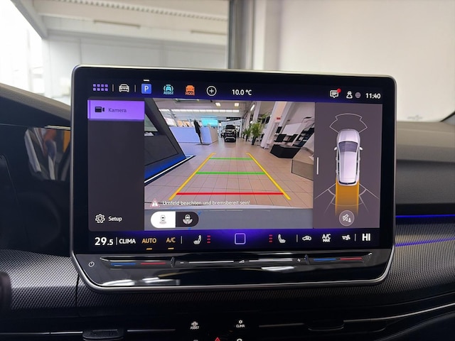 Volkswagen Golf 1.5 eTSI R-Line