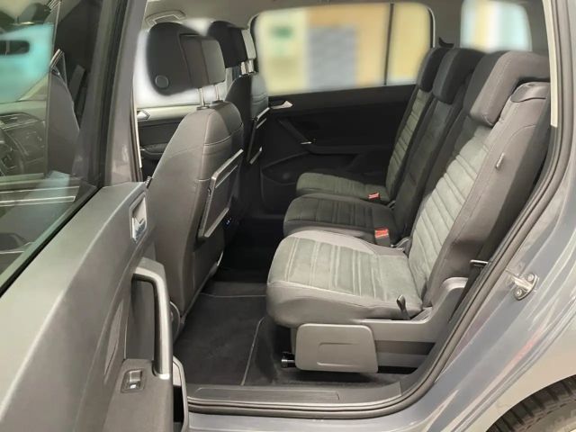Volkswagen Touran 1.5 TSI