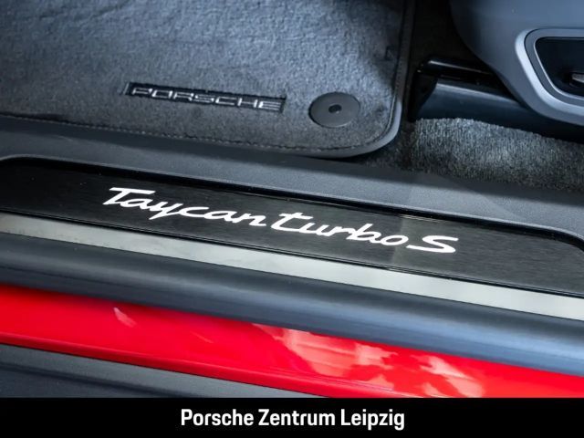 Porsche Taycan Cross Turismo S Turbo