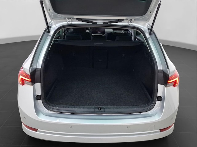 Skoda Octavia Clever Combi iV