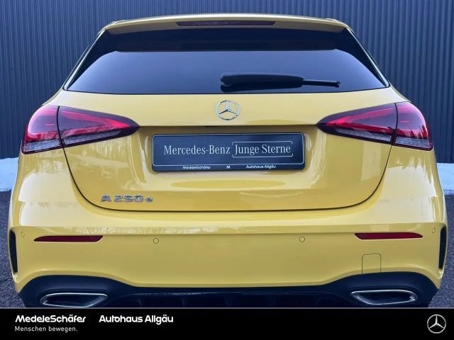 Mercedes-Benz A 250 A 250 e AMG Line