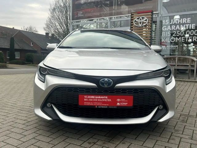 Toyota Corolla Hybride Team D