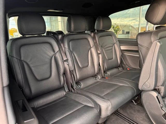 Mercedes-Benz V 300 AMG Line V 300 d