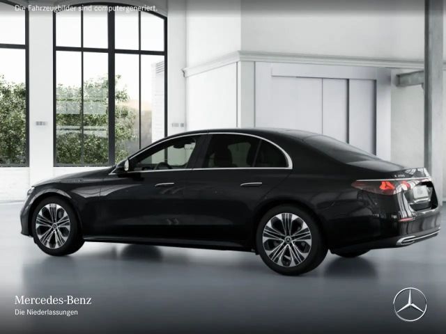 Mercedes-Benz E 200 AVANTGARDE Sedan