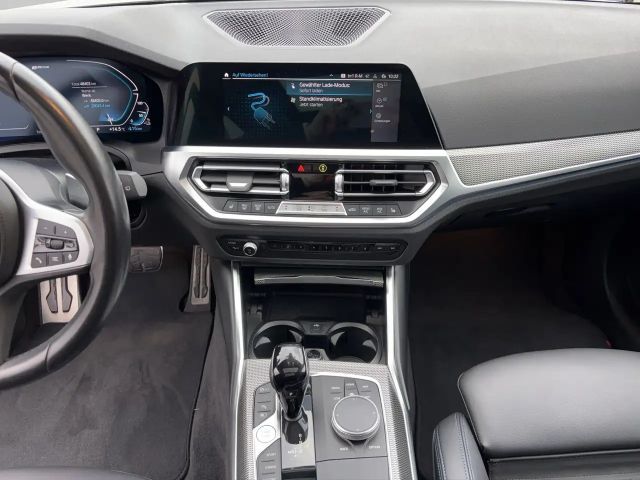 BMW 330 330e M-Sport Touring