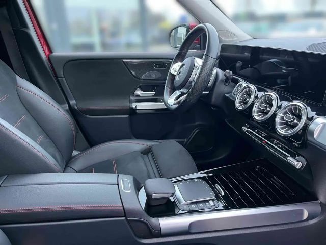 Mercedes-Benz GLB 180 AMG Line