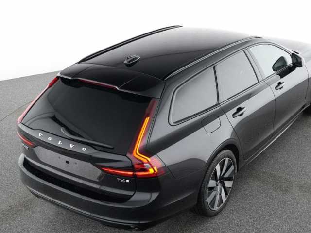Volvo V90 AWD Dark Plus T6