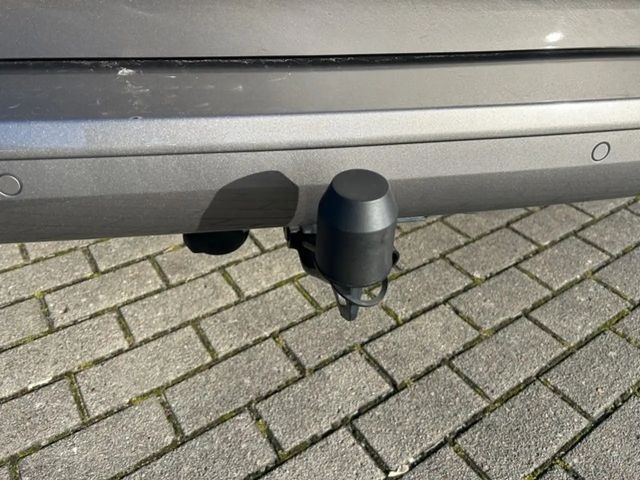 Volkswagen Caravelle 2.0 TDI T6